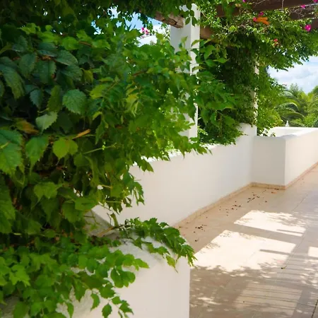 Sabine Villa